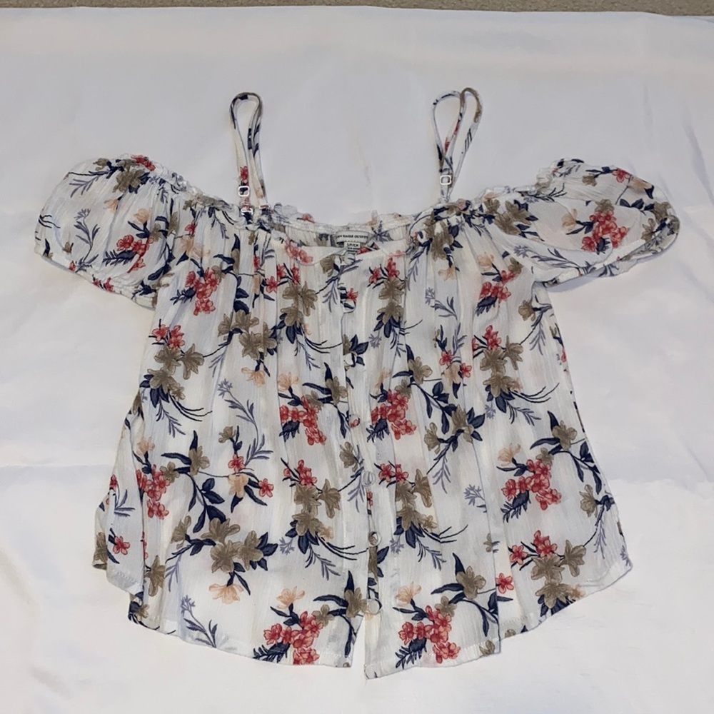 American Eagle Shirt Size Small Floral